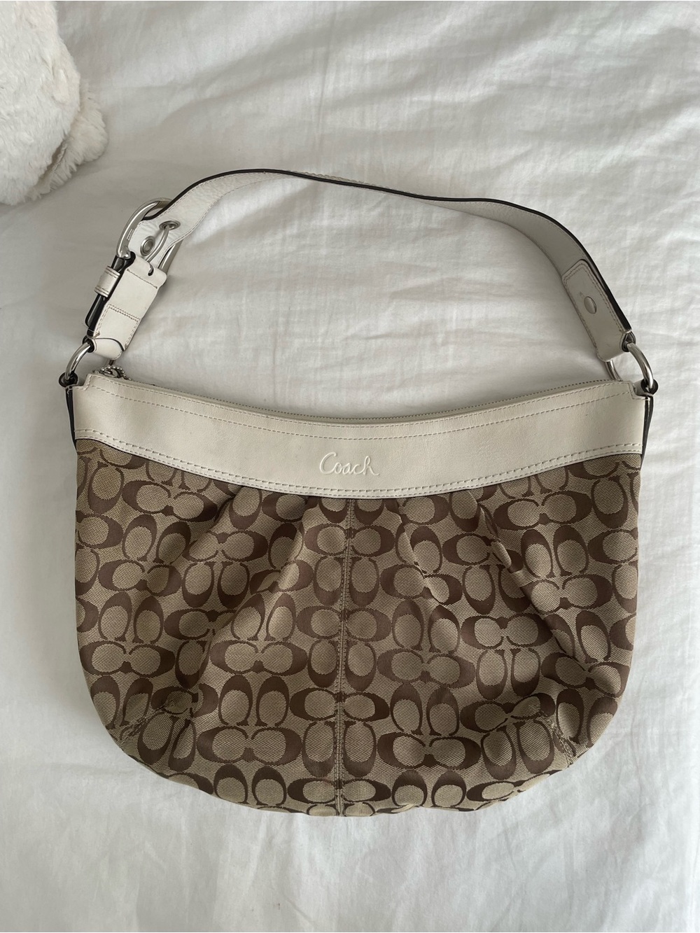 Coach Brown Signature Jacquard Hobo with White Trim - Picture 10 of 11